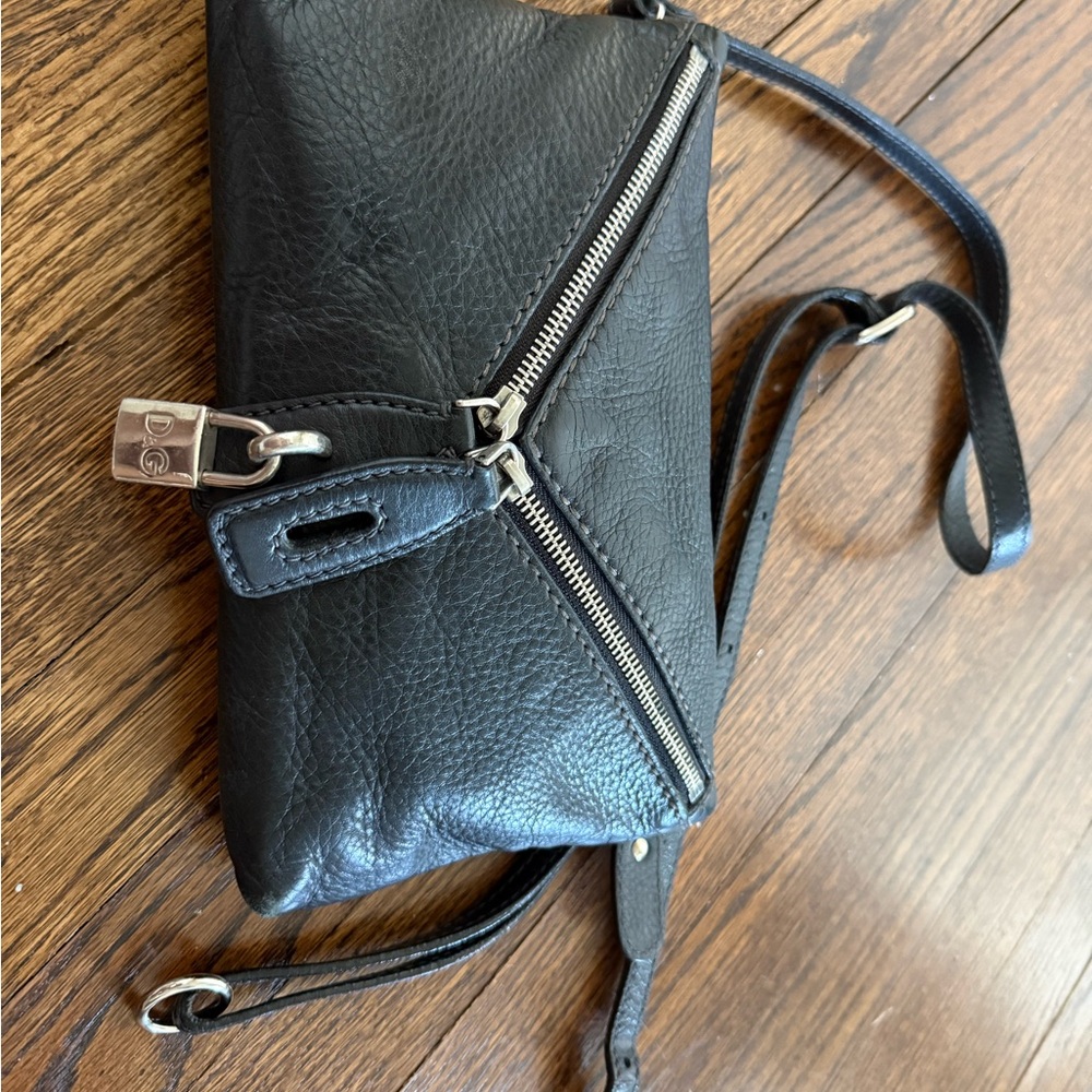 D&G Black Leather Crossbody Bag with Silver Accents